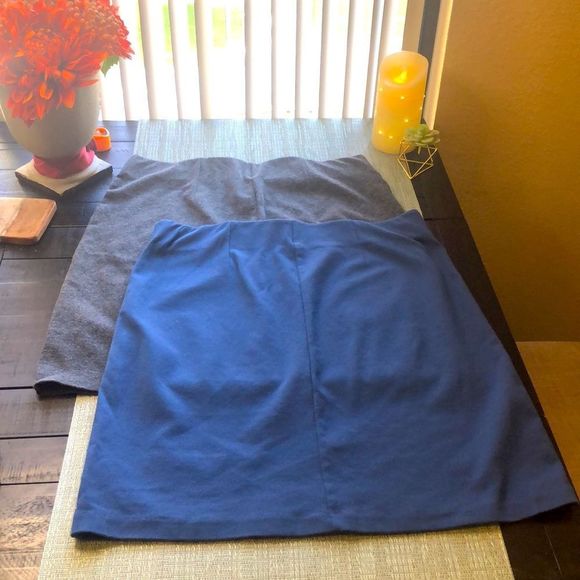 #83 Set of 2 Classic Comfy Skirts - Picture 3 of 13